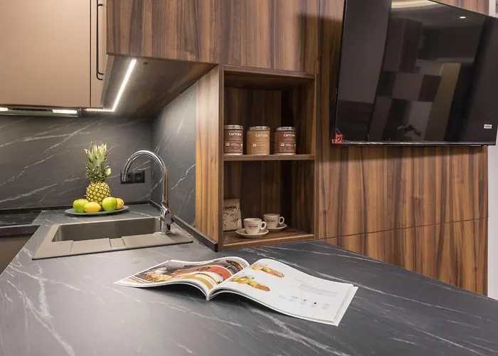 Center Luxury Апартамент